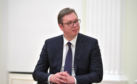 Такое поведение Вучича показывает изменение его политического курса по отношению к России