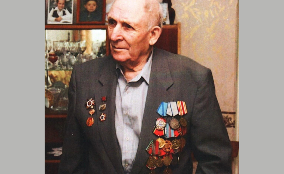 Мэр Воронежа поздравил почётного гражданина города Дмитрия Рягузова с 98-летием Мэр Воронежа поздравил почётного гражданина города Дмитрия Рягузова с 98-летием